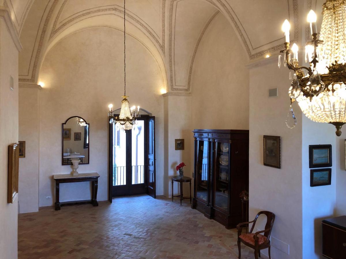 מלון מטרה Palazzo Viceconte מראה חיצוני תמונה
